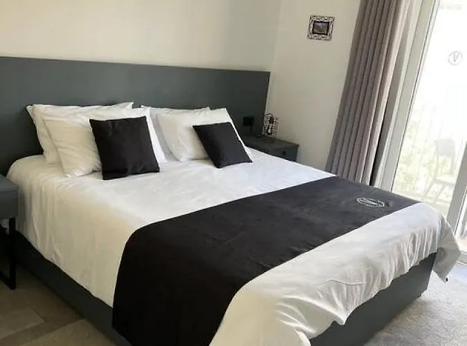 Gasthof The Valley 8 With Parking On Premises 4*